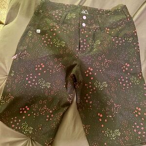 Women’s bike shorts-Like new, no damage